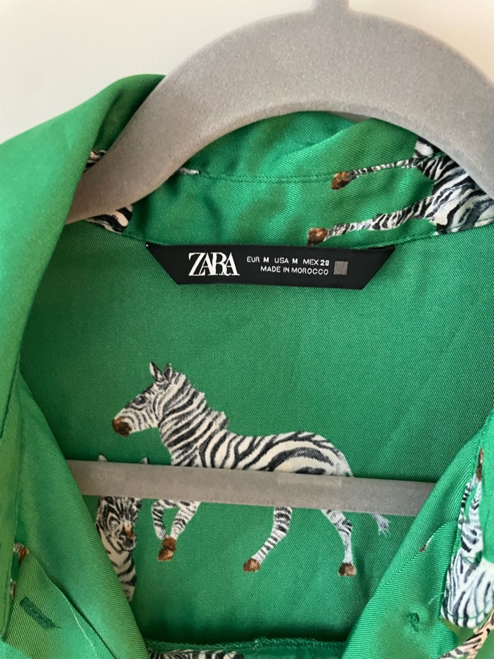 ZARA Green Zebra Print Shirt - Picture 2 of 5